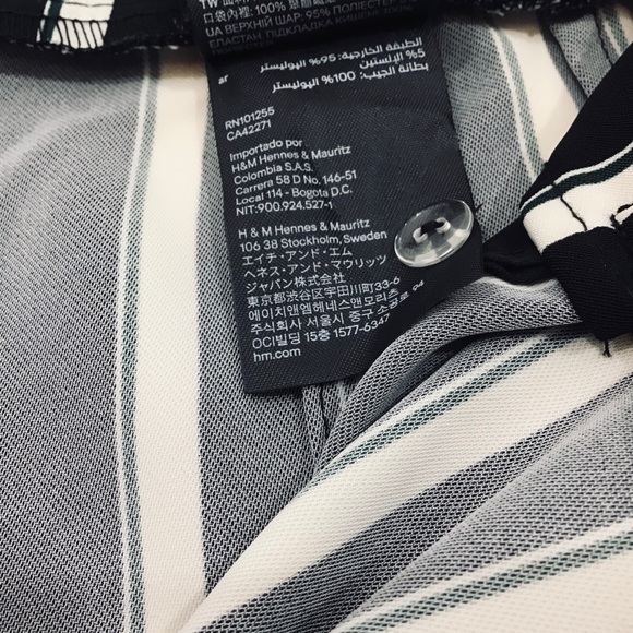 H&M | Striped Paper Bag Trouser Pants | 14 - Picture 14 of 16
